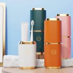 1pc - Portable Sealed Toothbrush And Toothpaste Holder