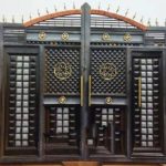 Top Notch Executive Imported Metal Gate