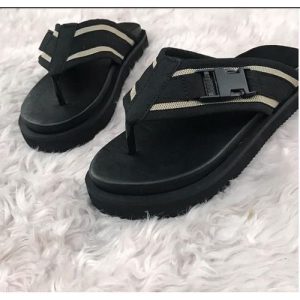 Unisex Pam Slippers With Strip